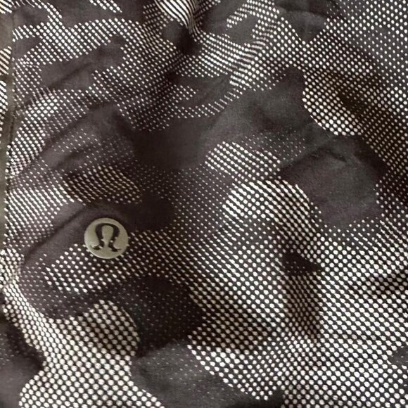 Lululemon Repetition Short Small Pebble Camo White Black / Black XXL - Picture 5 of 8